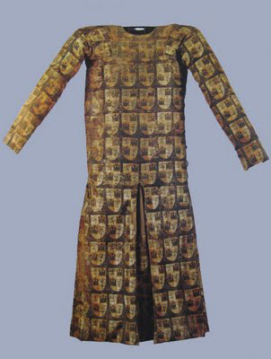 Sayo of Fernando de la Cerda (1252-1275) from gold brocade, decorated by generic coat of arm, Convent Las Huelgas near Burgos