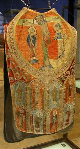 Chasuble from 13th century is shown in Museum fur Angewandte Kunst, Vienna