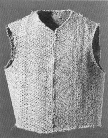 Arming doublet metal rings between 4 layers of linen fabric, Germany, 1500, Bern Historische Museum