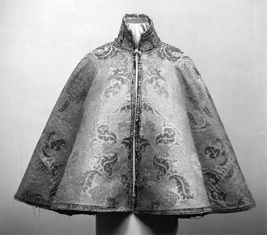 Spanish Cape around 1560 - 80, Metropolitan Museum of Art, New York.