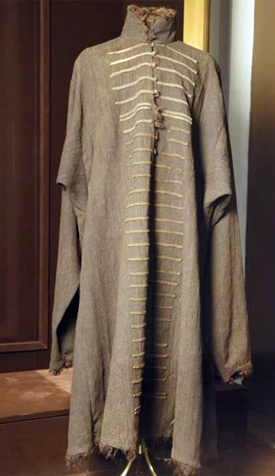 Fur coat worn by metropolitan Philip II. in exile (1568-69), Kreml, Moskow.