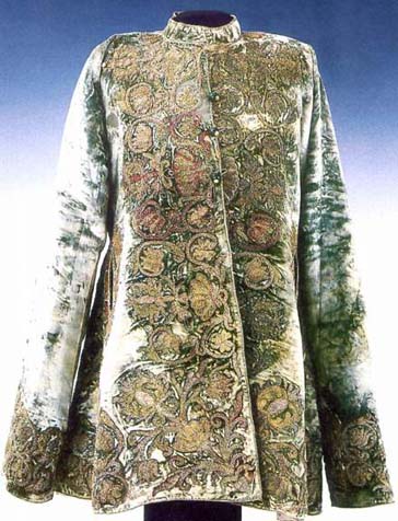 Hungarian Coat, from 1620, Magyar Nemzeti Muzeum, Helikon Kiado, foto Dabasi Andras